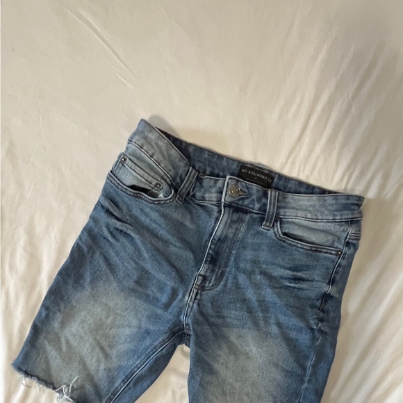 Summertime No Boundaries Jean Shorts - Picture 2 of 6